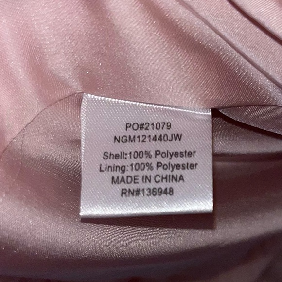 Nasty Gal NWT Premium Faux Fur Light Pink Jacket Lined Sexy Pockets SZ XSmall - Picture 10 of 12